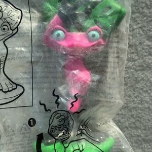 Gabi & Nigel Burger King toys Rio 2 NIP